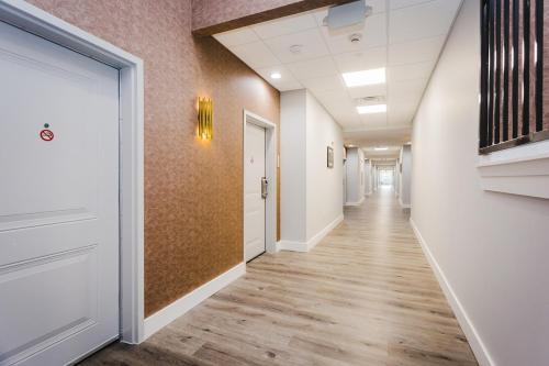 A szálláshely kívülről, Palace Inn Blue Houston East Beltway 8 in Cloverleaf A szálláshely kívülről, Palace Inn Blue Houston East Beltway 8 in Cloverleaf