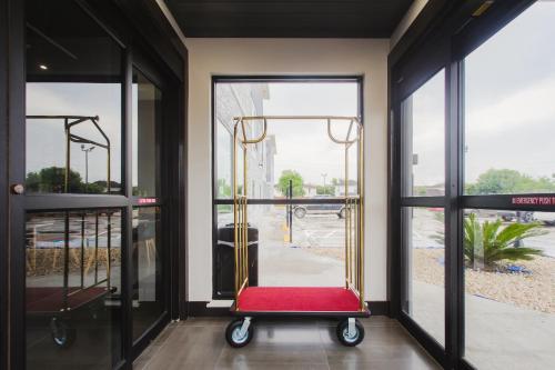 A szálláshely kívülről, Palace Inn Blue Houston East Beltway 8 in Cloverleaf A szálláshely kívülről, Palace Inn Blue Houston East Beltway 8 in Cloverleaf