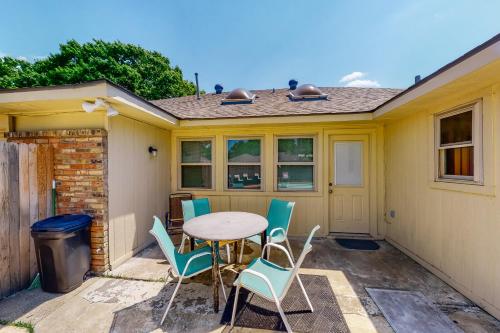 Dallas Getaway in Lake Highlands Dallas Getaway in Lake Highlands