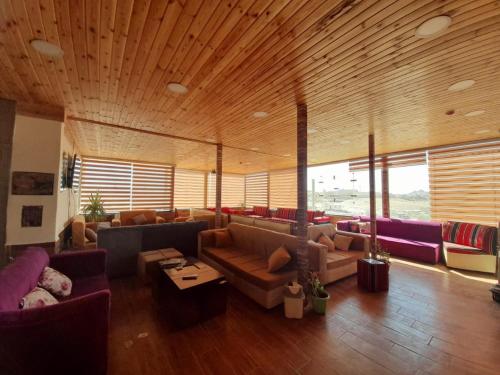 Petra Cabin Inn Hostel&Resturant in Πέτρα Petra Cabin Inn Hostel&Resturant in Πέτρα