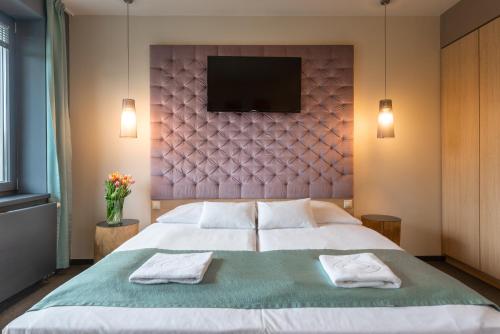 Onyx Luxury in Sarvar Onyx Luxury in Sarvar