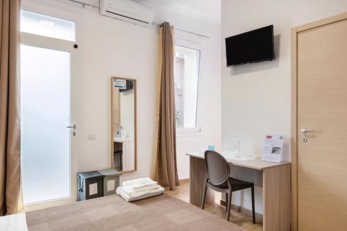 Guestroom, San Vincenzo Rooms Vigonza in Vigonza Guestroom, San Vincenzo Rooms Vigonza in Vigonza