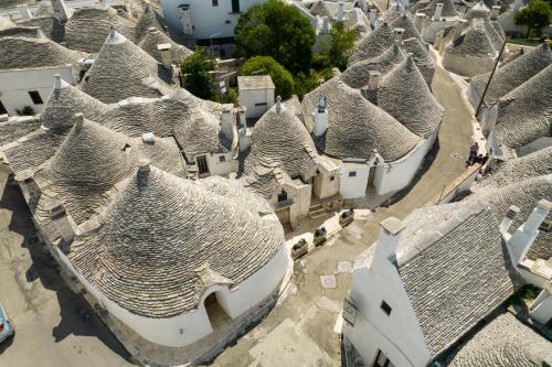 Vistas, Trulli Holiday Albergo Diffuso in Alberobello Vistas, Trulli Holiday Albergo Diffuso in Alberobello