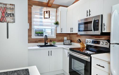 Condo 47 Chemin de la Corniche by Les Chalets Alpins in 斯托納姆 Condo 47 Chemin de la Corniche by Les Chalets Alpins in 斯托納姆