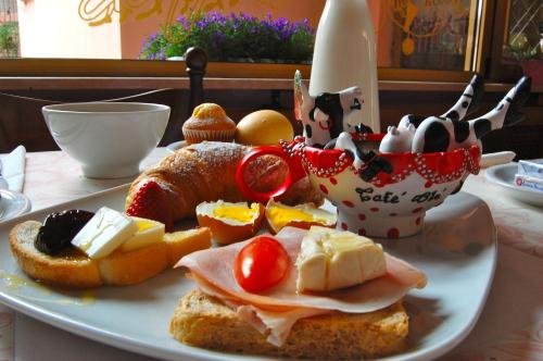 Food and beverages, Albergo Visconti in Cremona Food and beverages, Albergo Visconti in Cremona