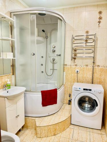 Shower, Kremlin Kazan TwoBedroom Apartment in Kazan Shower, Kremlin Kazan TwoBedroom Apartment in Kazan