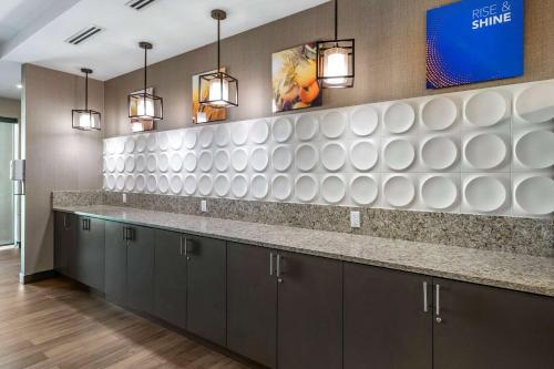 Restaurante, Comfort Suites Fort Lauderdale Airport & Cruise Port in Fort Lauderdale (FL) Restaurante, Comfort Suites Fort Lauderdale Airport & Cruise Port in Fort Lauderdale (FL)