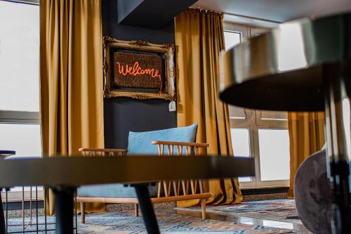 Паб/Коктейль-бар, Nikii City Hotel in Leverkusen Паб/Коктейль-бар, Nikii City Hotel in Leverkusen