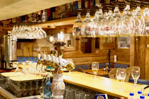 Hotel 3 etoiles -Restaurant Le Pilatus Courchevel in Jardin Alpin Hotel 3 etoiles -Restaurant Le Pilatus Courchevel in Jardin Alpin