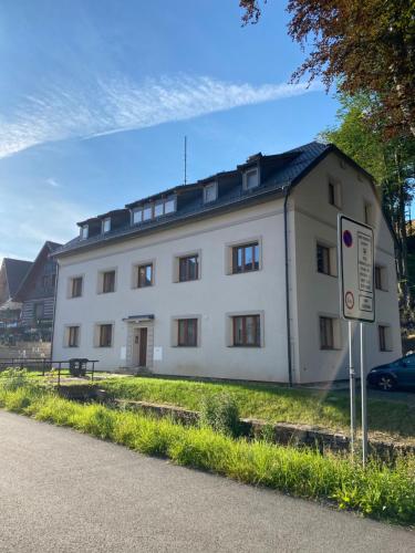 Mezonetový apartmán ve skandinávském stylu (Mezonetovy apartman ve skandinavskem stylu) in روكيتنايس ناد جيزيرو Mezonetový apartmán ve skandinávském stylu (Mezonetovy apartman ve skandinavskem stylu) in روكيتنايس ناد جيزيرو