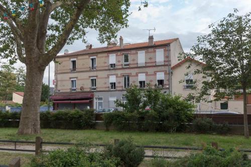 Superbe appartement tout pres de Paris in Alfortville Superbe appartement tout pres de Paris in Alfortville