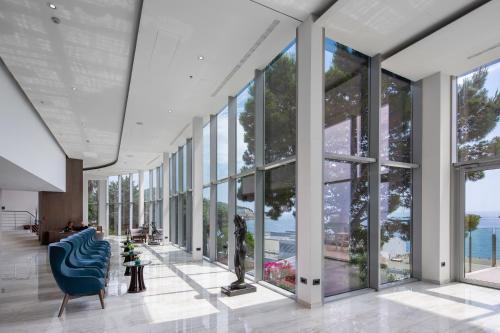 Exterior view, Royal Neptun Hotel in Dubrovnik Exterior view, Royal Neptun Hotel in Dubrovnik