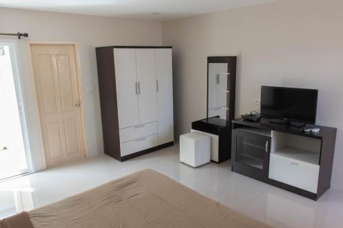 Suree Place Hostel in Hua Hin / Cha-am Suree Place Hostel in Hua Hin / Cha-am