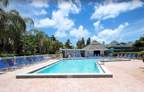 Swimming pool, Sunset Captiva 17 in Captiva Island (FL) Swimming pool, Sunset Captiva 17 in Captiva Island (FL)