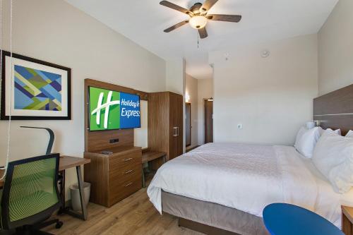 Holiday Inn Express St Augustine Vilano Beach in Vilano Beach Holiday Inn Express St Augustine Vilano Beach in Vilano Beach