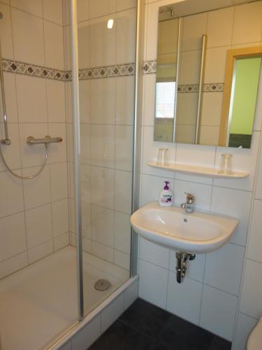 Baño, Stadthotel Regensburg in Innenstadt Baño, Stadthotel Regensburg in Innenstadt