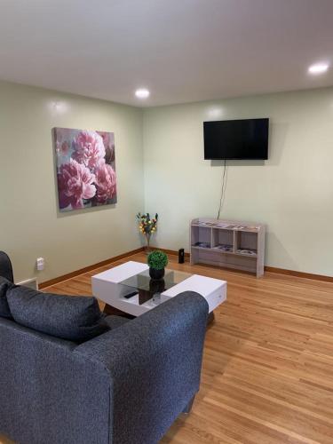 Niagara Falls Private Brick Vacation Home in 格蘭德島 (NY) Niagara Falls Private Brick Vacation Home in 格蘭德島 (NY)