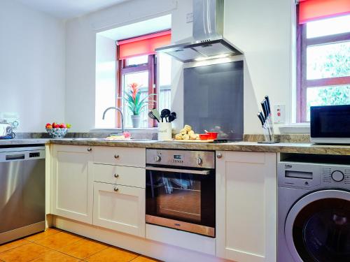 West Lodge, Kirriemuir in Birnam West Lodge, Kirriemuir in Birnam