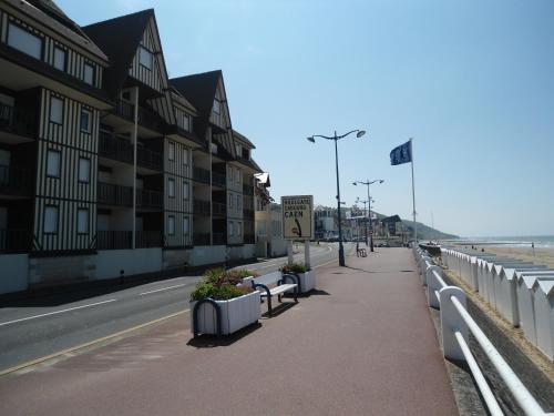 Residence Brise de Mer in Villers-sur-Mer Residence Brise de Mer in Villers-sur-Mer