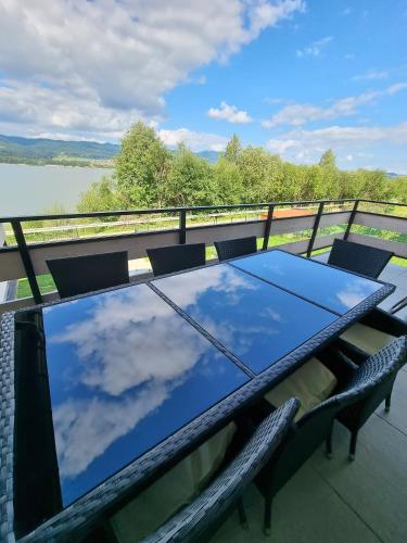 Erkély/terasz, DOMEK Z POMOSTEM nad Jeziorem Czorsztyńskim (DOMEK Z POMOSTEM nad Jeziorem Czorsztynskim) in Frydman Erkély/terasz, DOMEK Z POMOSTEM nad Jeziorem Czorsztyńskim (DOMEK Z POMOSTEM nad Jeziorem Czorsztynskim) in Frydman