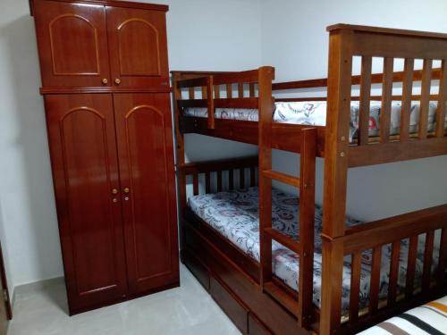 Casa Beira Rio Xingó (Casa Beira Rio Xingo) in Канінде-ді-Сан-Франсіску Casa Beira Rio Xingó (Casa Beira Rio Xingo) in Канінде-ді-Сан-Франсіску