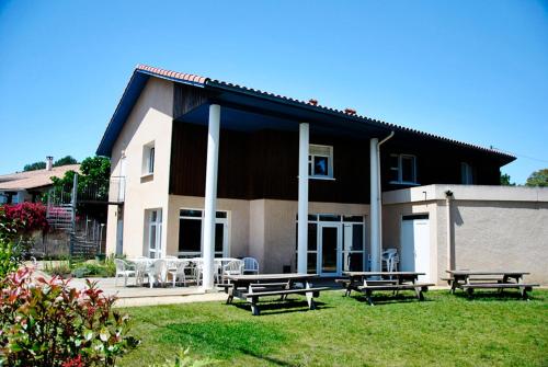 This photo about Le Relais de Port d'Albret shared on HyHotel.com