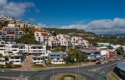 Pemandangan luar, Studio Apartment, Centre Of Airlie With Sea Views in Whitsunday Islands Pemandangan luar, Studio Apartment, Centre Of Airlie With Sea Views in Whitsunday Islands