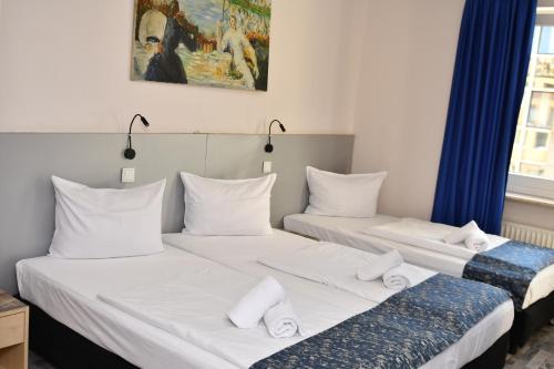 Hotel Münchner Hof - image 2