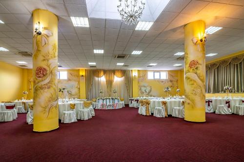Sală de festivități, Motel Dasiana in Targu Jiu Sală de festivități, Motel Dasiana in Targu Jiu