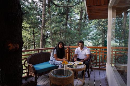 Étterem, Radisson Golf Resort Pahalgam in Pahalgam Étterem, Radisson Golf Resort Pahalgam in Pahalgam
