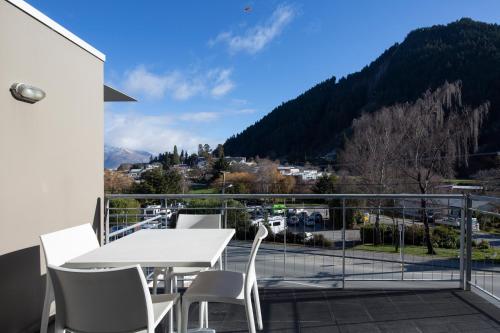 The Whistler Holiday Apartments in Queenstown The Whistler Holiday Apartments in Queenstown
