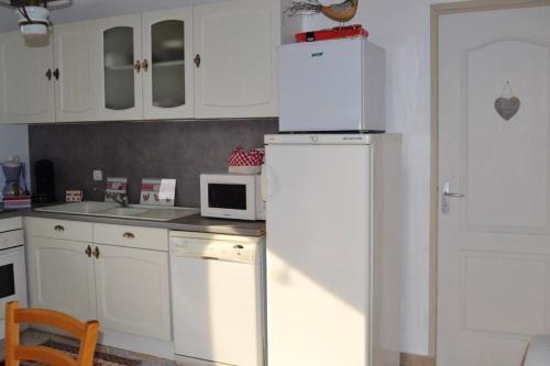 Kitchen, Maison familiale avec piscine partagee a Lottinghen in Lottinghen Kitchen, Maison familiale avec piscine partagee a Lottinghen in Lottinghen
