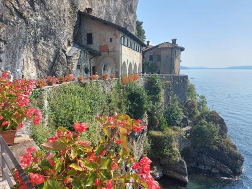 周邊環境, Bnbook Casa dei Peschi - Lago di Monate in 卡德雷扎泰 周邊環境, Bnbook Casa dei Peschi - Lago di Monate in 卡德雷扎泰