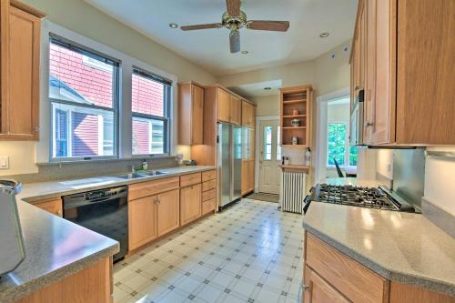Classic Oak Park Home, 11 Mi to Dtwn Chicago! in Oak Park Classic Oak Park Home, 11 Mi to Dtwn Chicago! in Oak Park