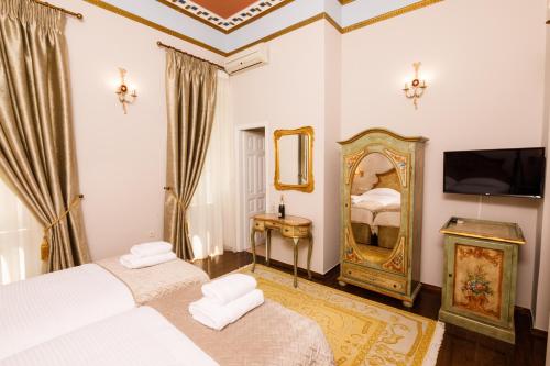 Palaiologos Luxury City Hotel in พาทรา Palaiologos Luxury City Hotel in พาทรา
