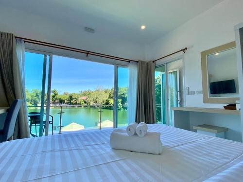 Pure Laguna Residence by Nice Sea Resort in Ko Pha-ngan Pure Laguna Residence by Nice Sea Resort in Ko Pha-ngan