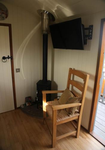 Shepherd hut with hot tub in John O Groats NC500 in John O Groats Shepherd hut with hot tub in John O Groats NC500 in John O Groats