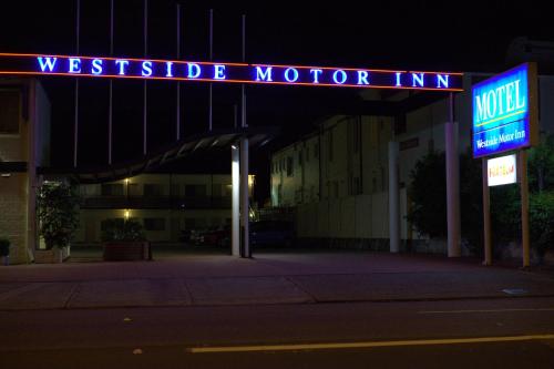 Entrance, Westside Motor Inn in Ashfield Entrance, Westside Motor Inn in Ashfield