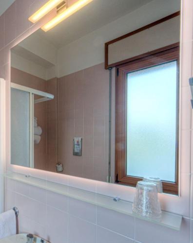 Bathroom, Albergo Ristorante Belvedere in Thiene Bathroom, Albergo Ristorante Belvedere in Thiene