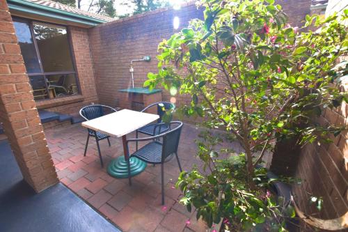 Garden, Katoomba Townhouses in Blue Mountains Garden, Katoomba Townhouses in Blue Mountains