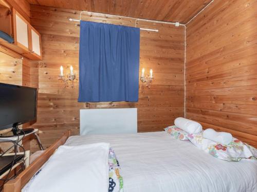 Holiday Home Lampaluodon punainen tupa in Tuorila Holiday Home Lampaluodon punainen tupa in Tuorila