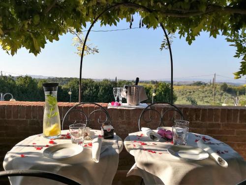 Balkon/Terrasse, Villa Curina Resort in Castelnuovo Berardenga Balkon/Terrasse, Villa Curina Resort in Castelnuovo Berardenga