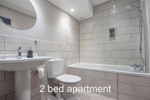 Market Square Grade II Listed Apartment in แมคเคลฟิลด์ เซ็นทรัล Market Square Grade II Listed Apartment in แมคเคลฟิลด์ เซ็นทรัล
