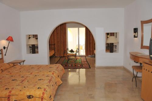 This photo about Chich Khan Hotel shared on HyHotel.com