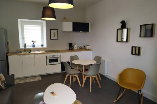 Konyha, Au fil de l'eau La Cale 30m² in Lannion Konyha, Au fil de l'eau La Cale 30m² in Lannion