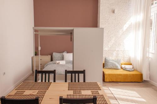 Sunny Studio Apartment in Iași Sunny Studio Apartment in Iași