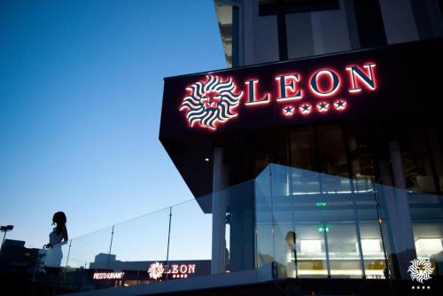 Bejárat, Hotel Leon & Spa in Arad Bejárat, Hotel Leon & Spa in Arad