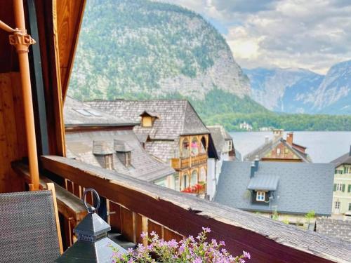 Cafe Restaurant zum Muhlbach in Hallstatt Cafe Restaurant zum Muhlbach in Hallstatt