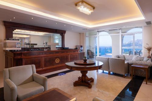 Bar/lounge, Avalon Hotel in Zakynthos Island Bar/lounge, Avalon Hotel in Zakynthos Island