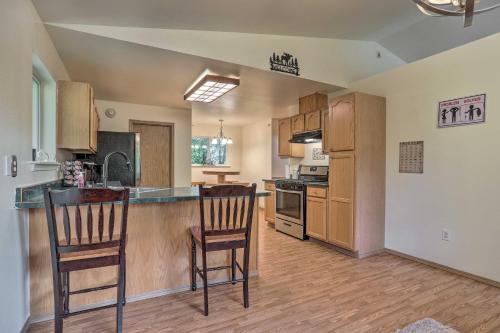 The Eagles Nest 3 Mi to Downtown Wasilla! in Wasilla (AK) The Eagles Nest 3 Mi to Downtown Wasilla! in Wasilla (AK)
